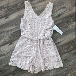 Maggy London cream lace romper size 2